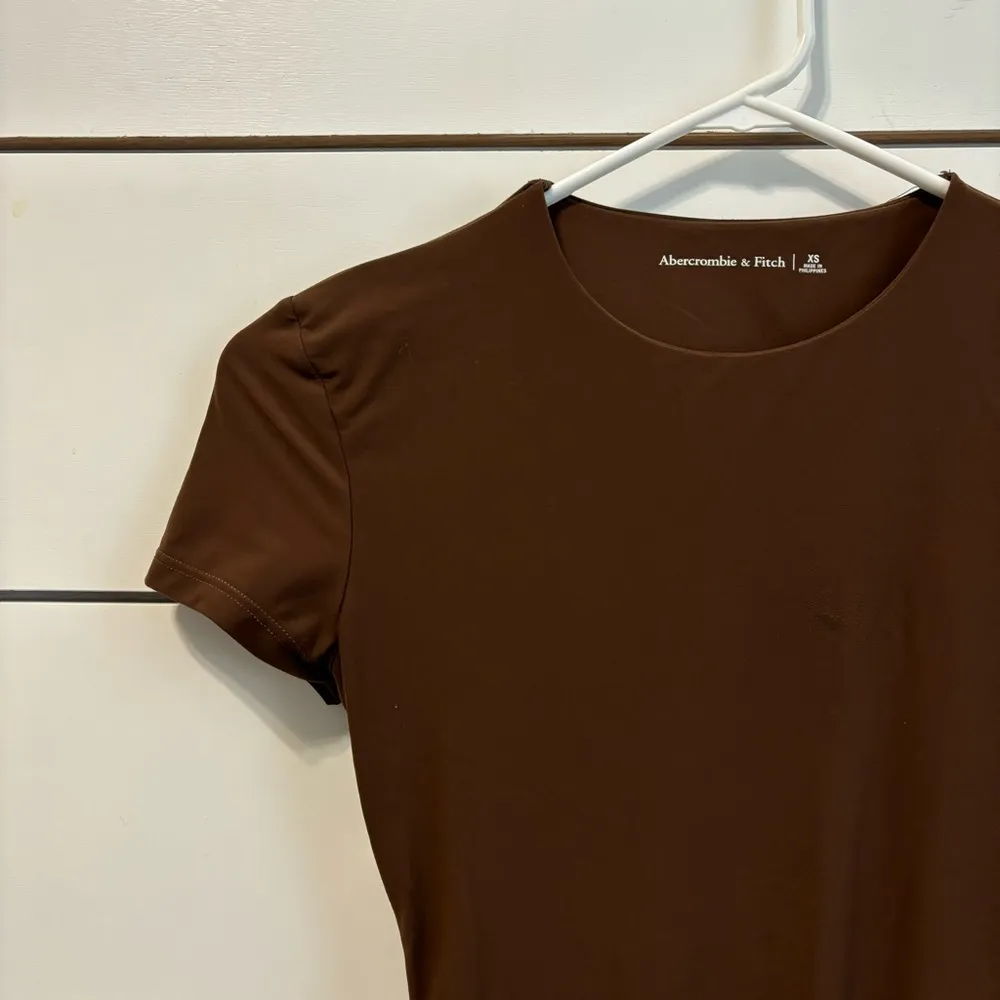 Abercrombie Buttery Soft Brown Short Sleeve Bodysuit - Image 5