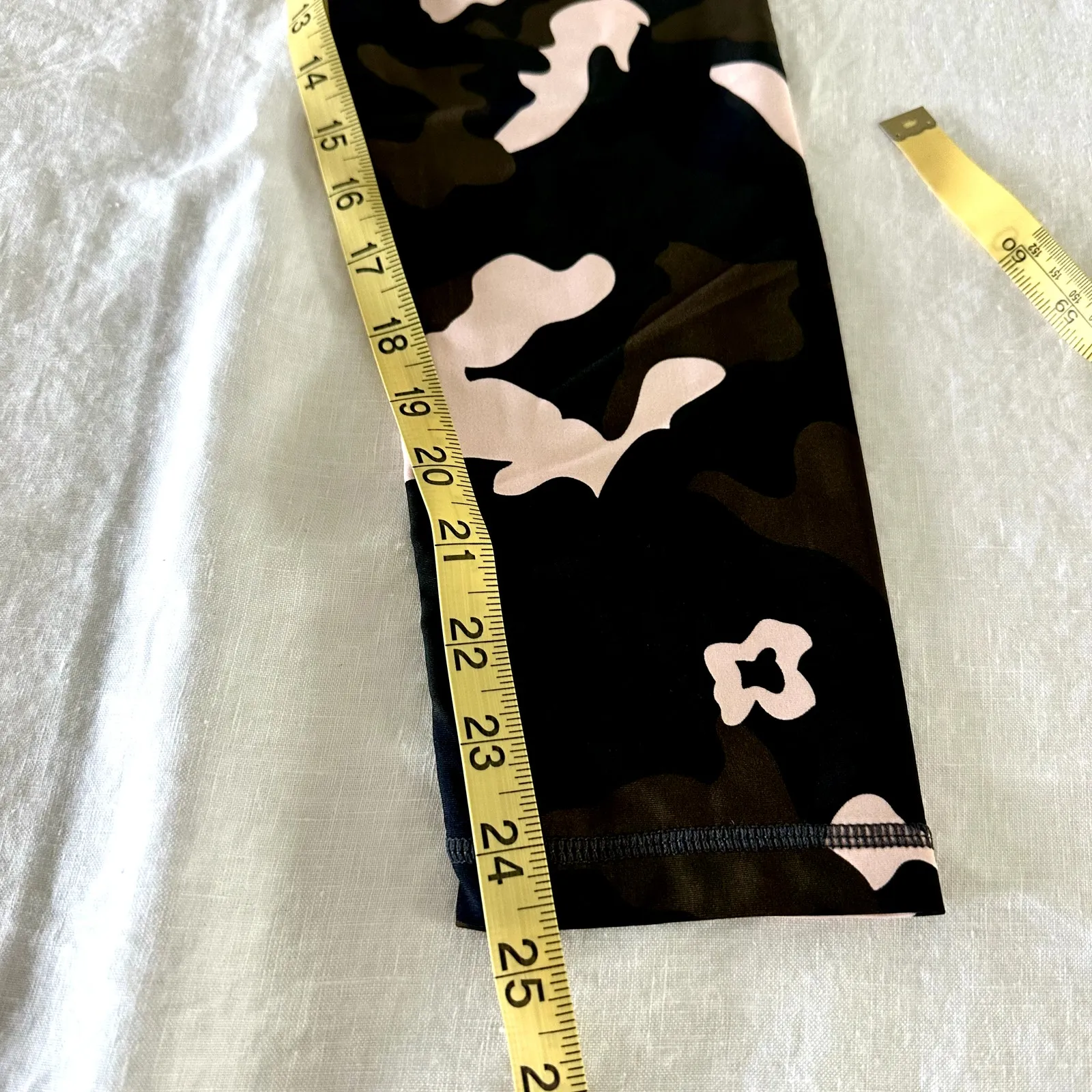 The Upside Forest Camo Midi Legging Size 8 - Image 4