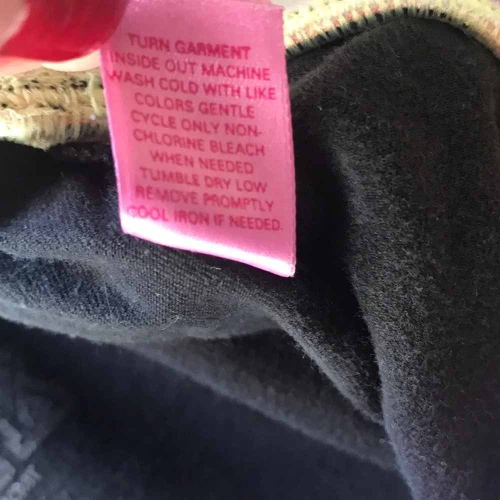 PINK Victoria’s Secret | Yoga Crop with Tye Dye - Image 5