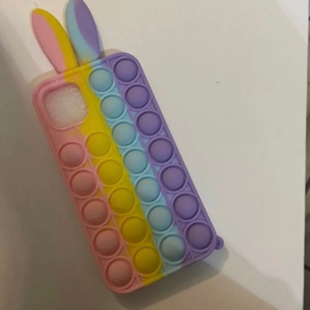 iphone 11 rabbit fidget pop - Image 5