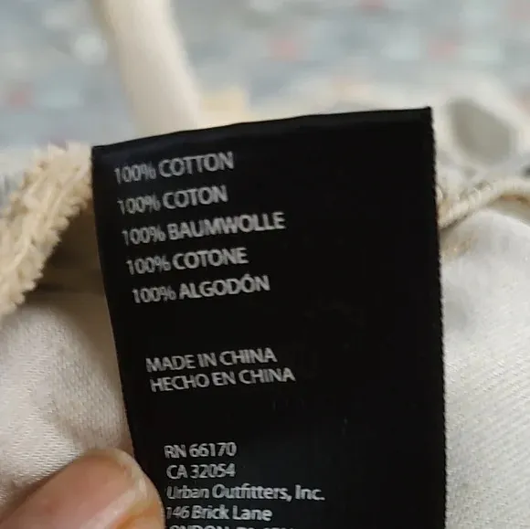 BDG Drop Waist Destory Jean Shorts - Image 5