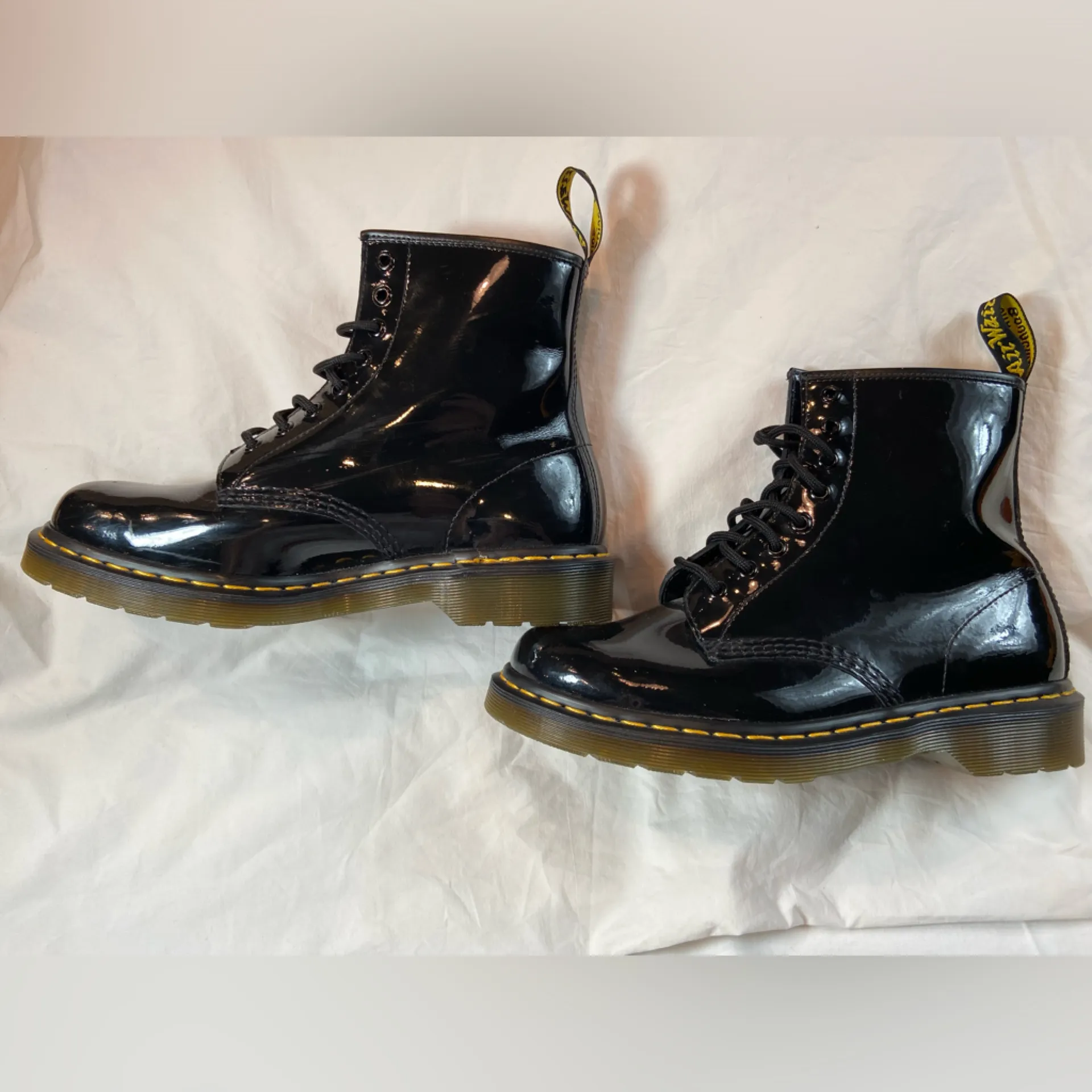 Doc‎ Martens 1460 Patent Leather Lace Up Boots women’s size 10, Men’s size 9 - Image 3