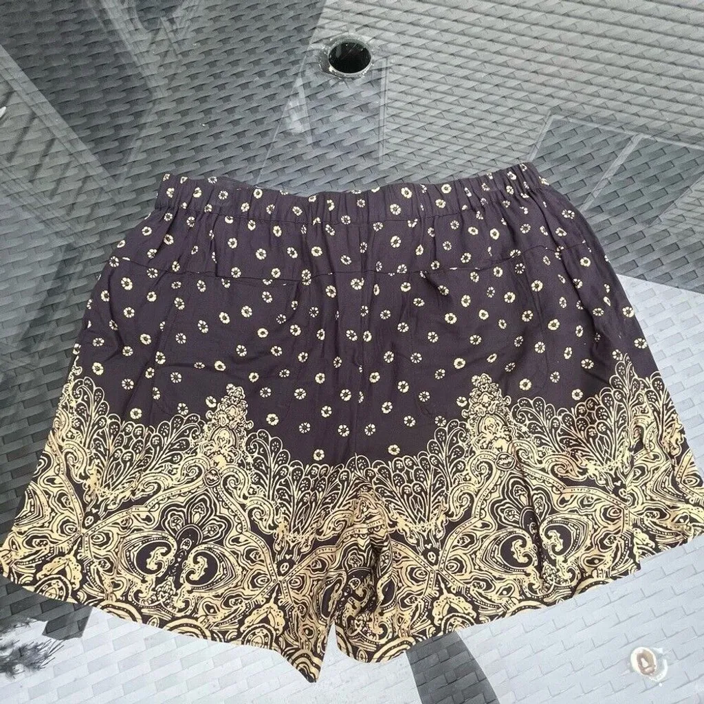 Anthropologie Hei Hei shorts linen blend with elastic back & draping in front M Black Size M - Image 3