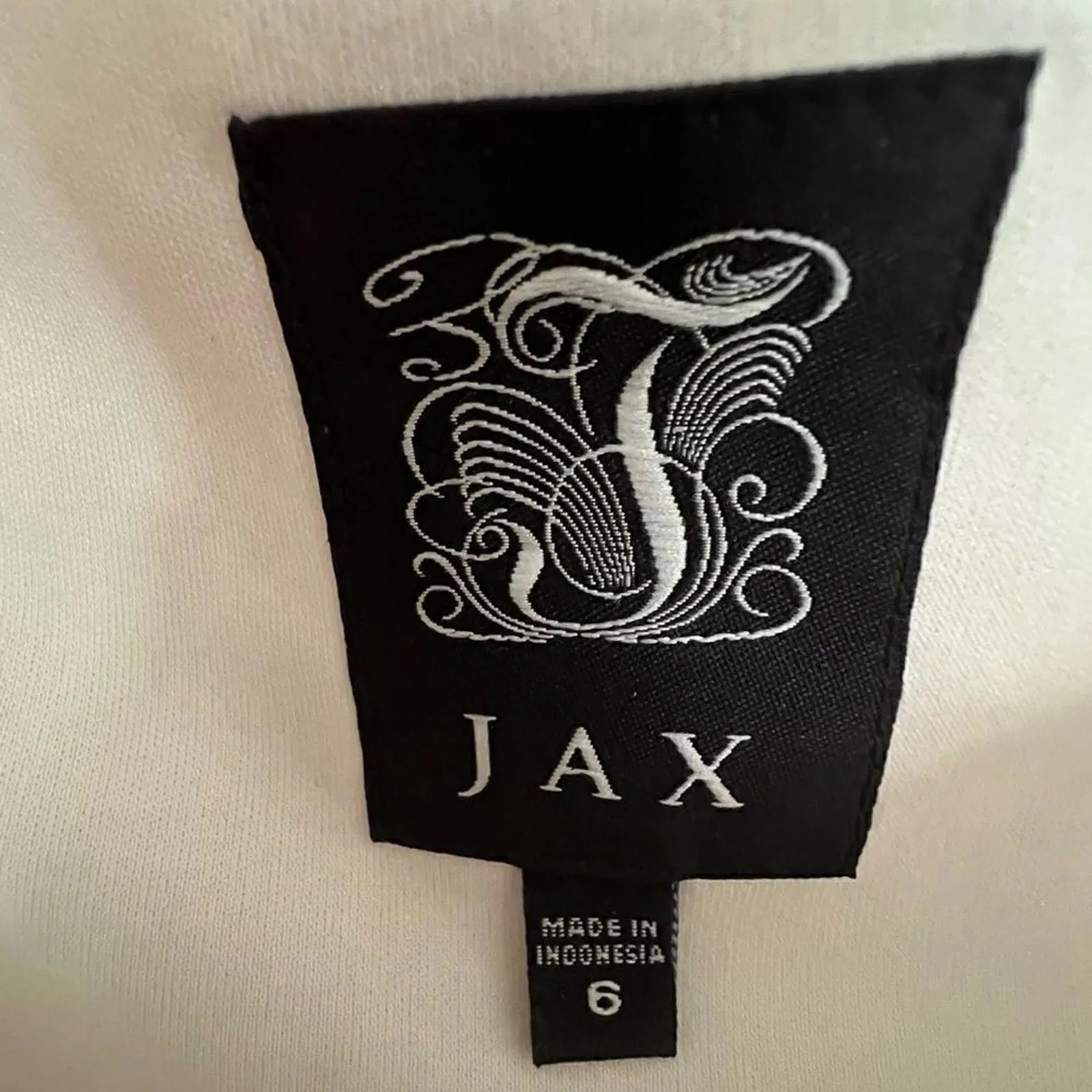 Jax black and cream banded tank dress with black lace detail size 6 - Image 8