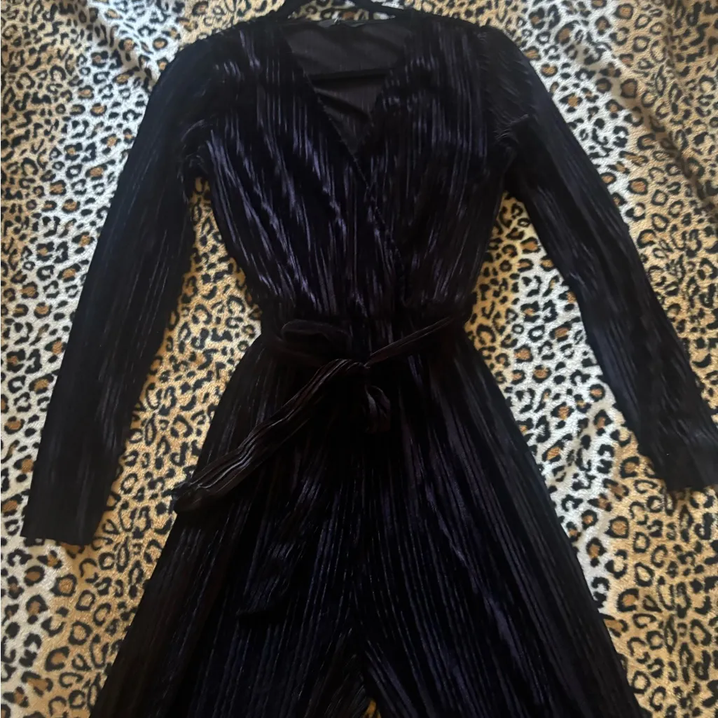 Vero Moda Classic Black Jumpsuit - Image 7