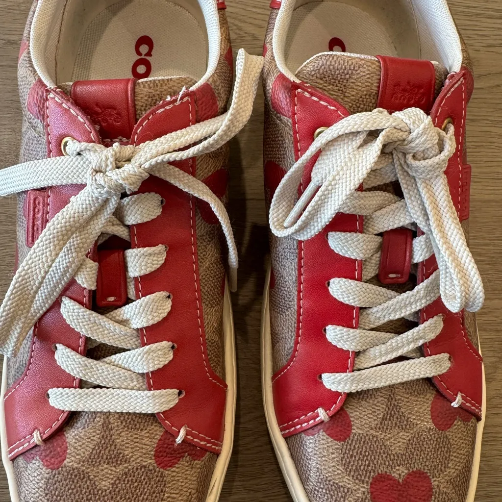 Coach Lowline Low Top Sneakers In Signature Canvas With Res Heart Print Sz 8.5 - Image 10