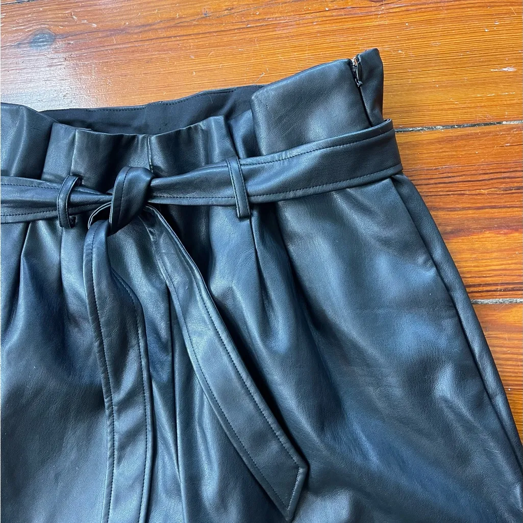 Adyson Parker Faux Leather Paperbag Waist Cropped Wide Leg Pants Black Size 10💚🍄 - Image 3