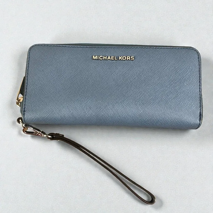 MICHAEL KORS Jet Set Travel Leather Wallet Wristlet Zip Around Card Holder Blue - Image 2