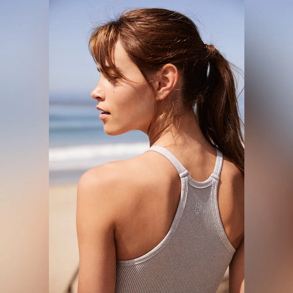 Free People Movement Happiness Runs Crop Tank in Grey Size M/L Gray Size M - Image 4