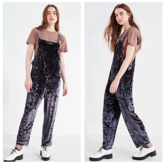 Urban Outfitters Tania Shapeless Velvet Square Neck Overall Jumpsuit Navy Medium - Image 2