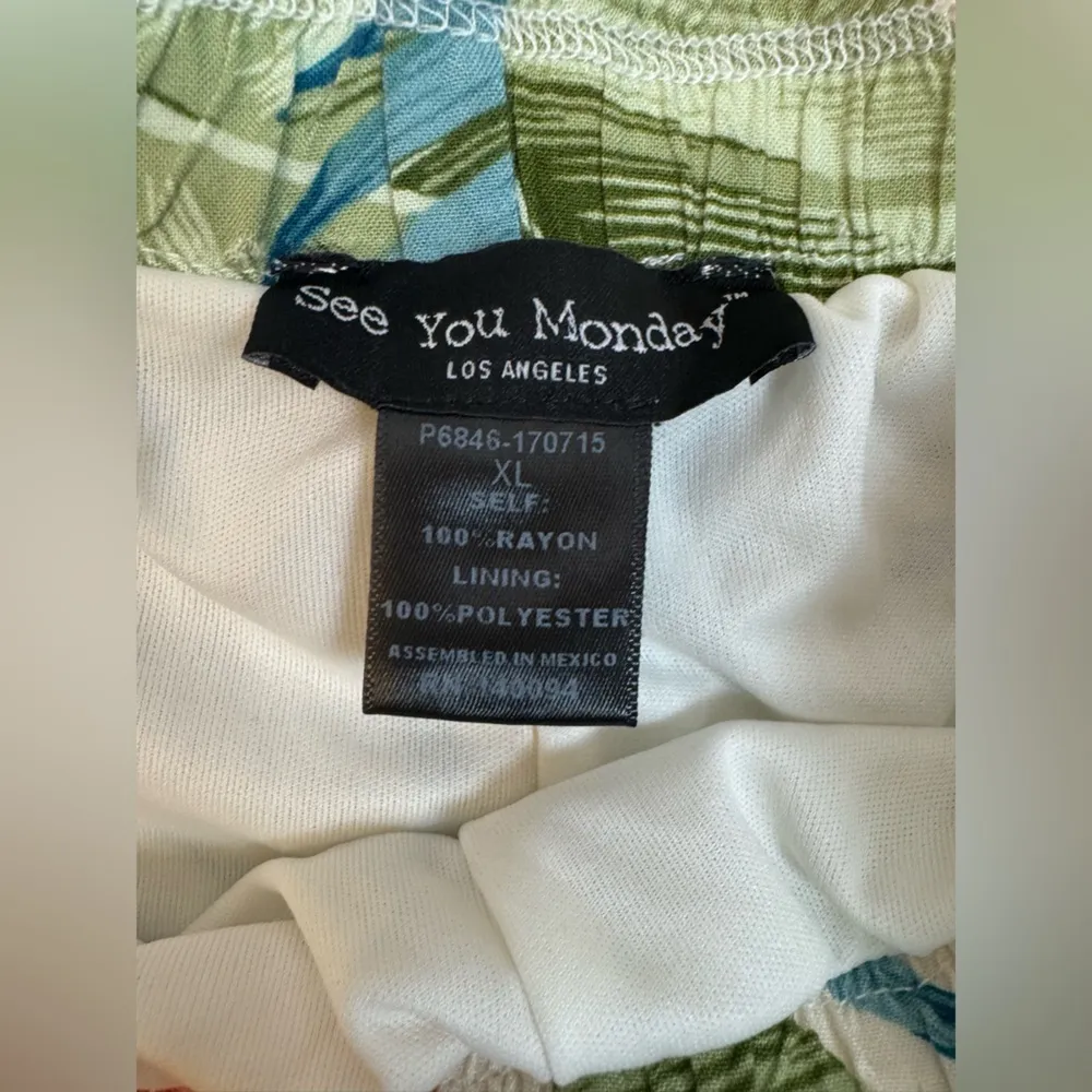 SEE YOU MONDAY Floral Tropical Wide Leg Rayon Jumpsuit Size XL. E99 - Image 9