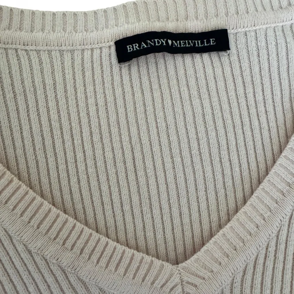 brandy melville milena cropped sweater / jumper - Image 5