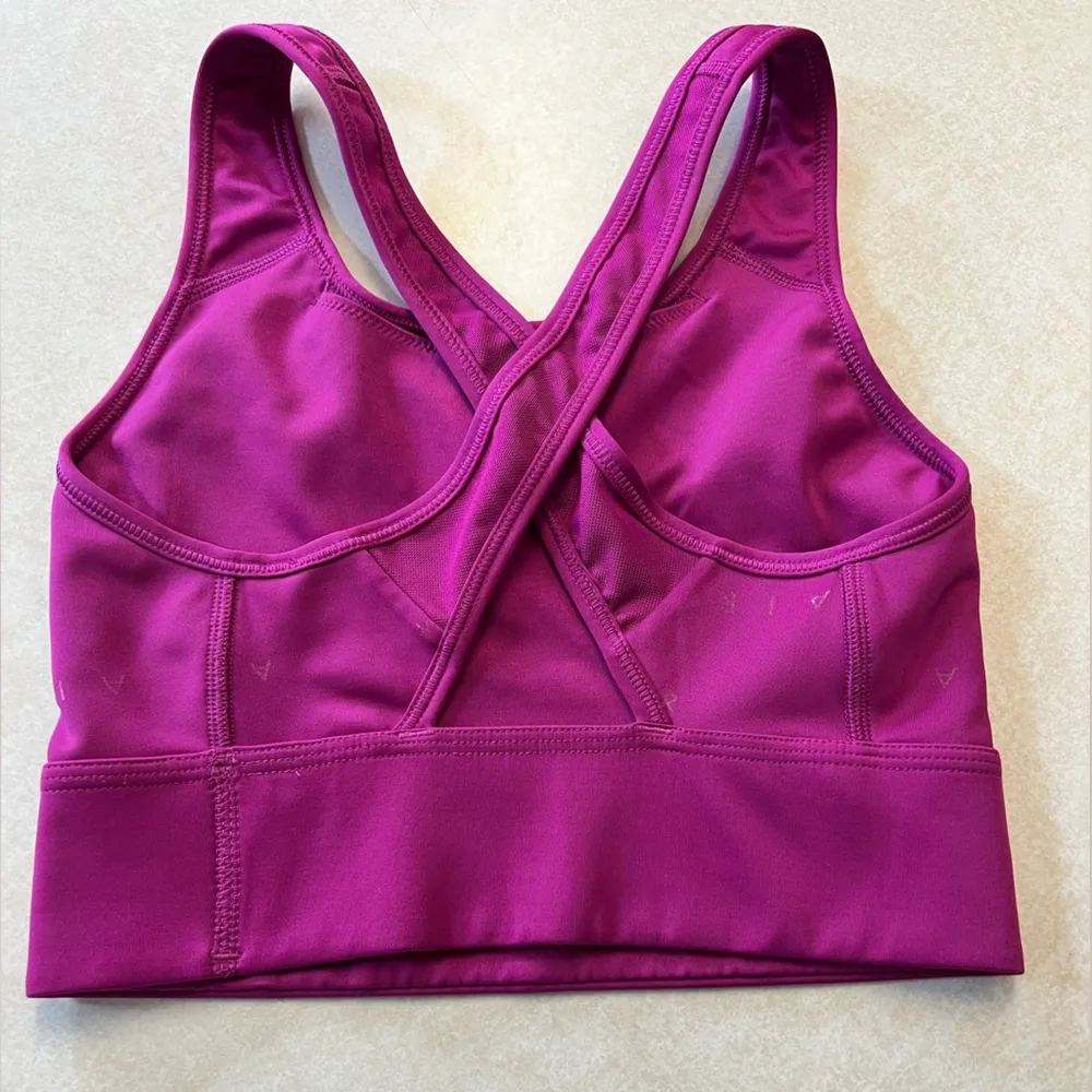 NIKE AIR SPORTS BRA! - Image 3