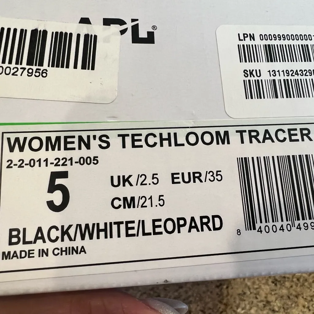 APL: Athletic Propulsion Labs Women's Techloom Tracer Sneakers, Black/Leopard 5 - Image 5