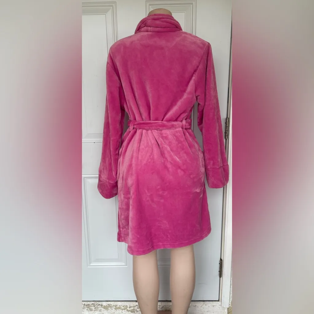 Soma Vibrant Pink Plush Robe - Image 3