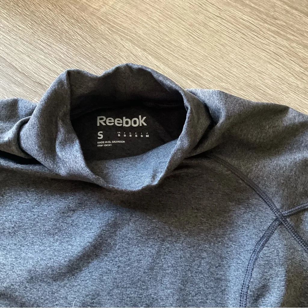 Reebok Womens S Top Long Sleeve Shirt Mock Trutle Neck Collar Stretch Athletic - Image 2