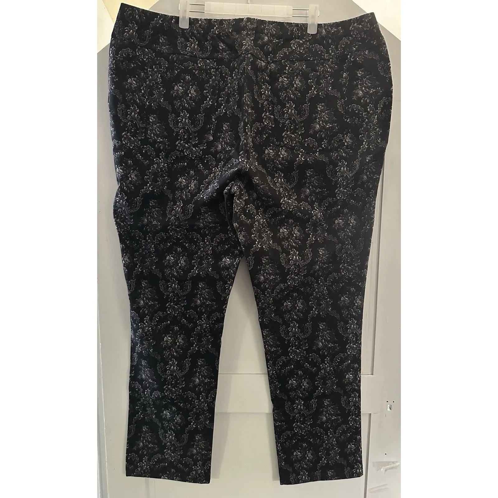 Isaac Mizrahi Live! 24/7 Stretch Black Paisley Slim - Image 2