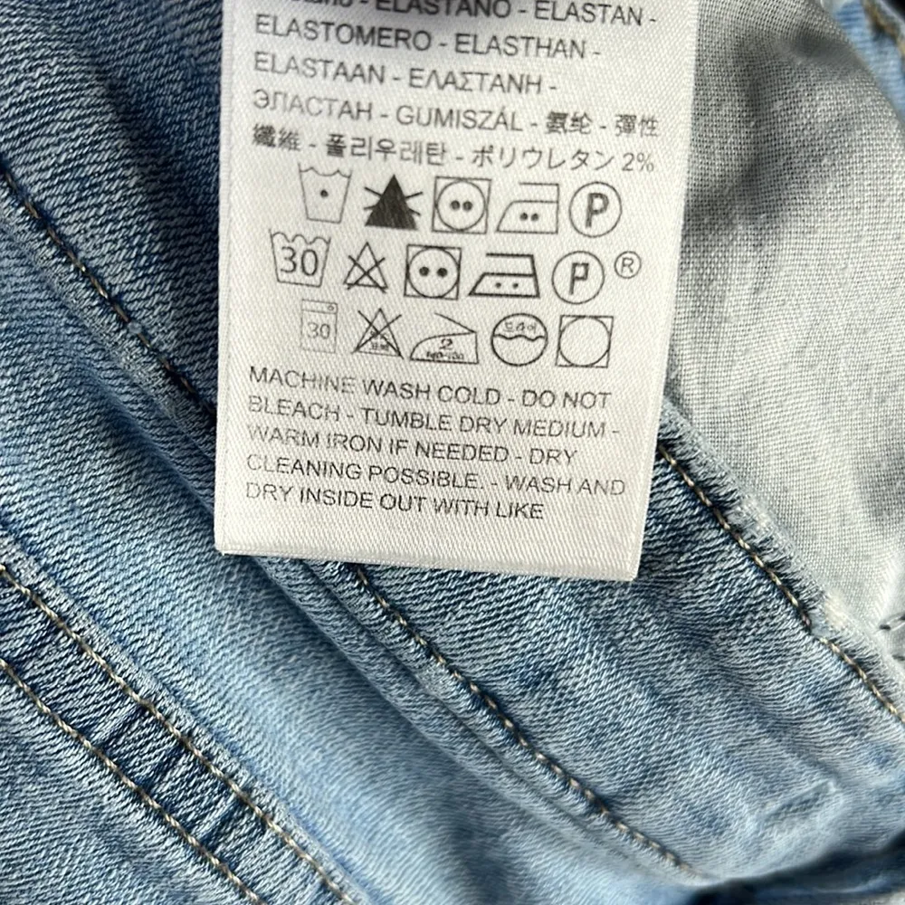 Levi’s Women's Classic Mid Rise Skinny Light Blue Jeans Size 6M W28 L30 - Image 11