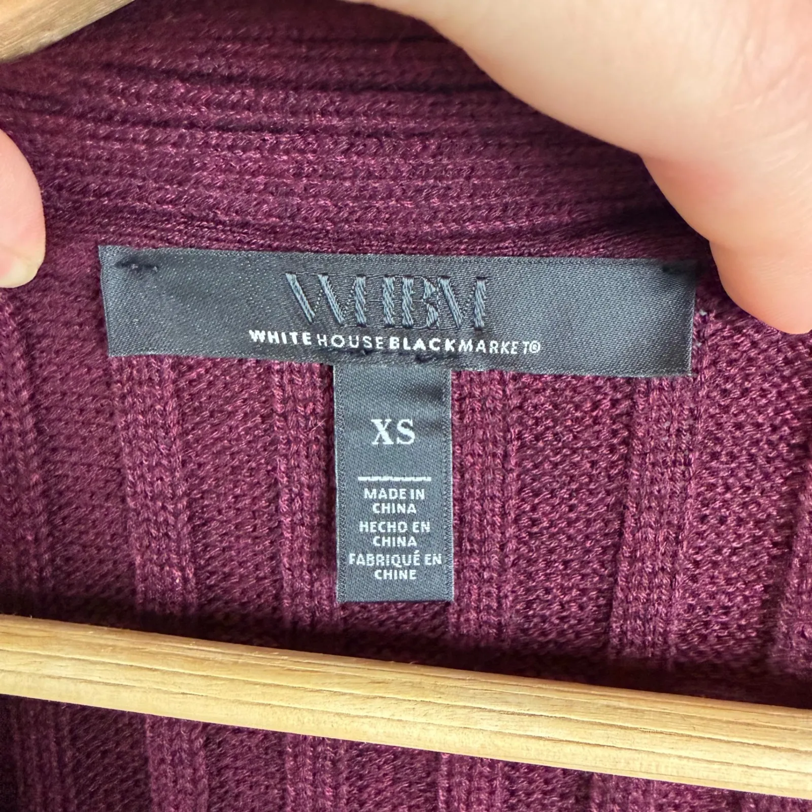 WHBM Burgundy Ribbed Knit Sweater Size XS Minimalist Cashmere Blend Comfy Cozy - Image 4