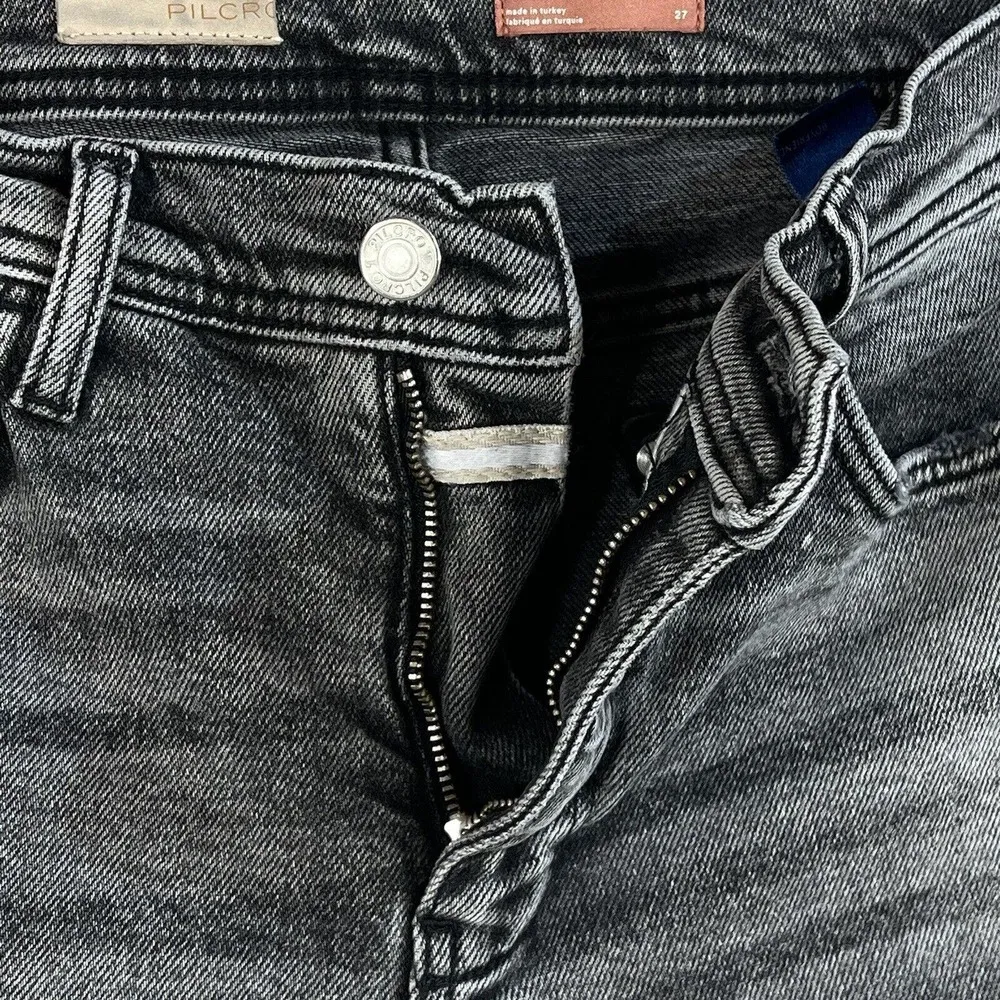 Pilcro and the Letterpress SZ 27 Slim Boyfriend Jeans Mid-Rise Distressed Black - Image 7