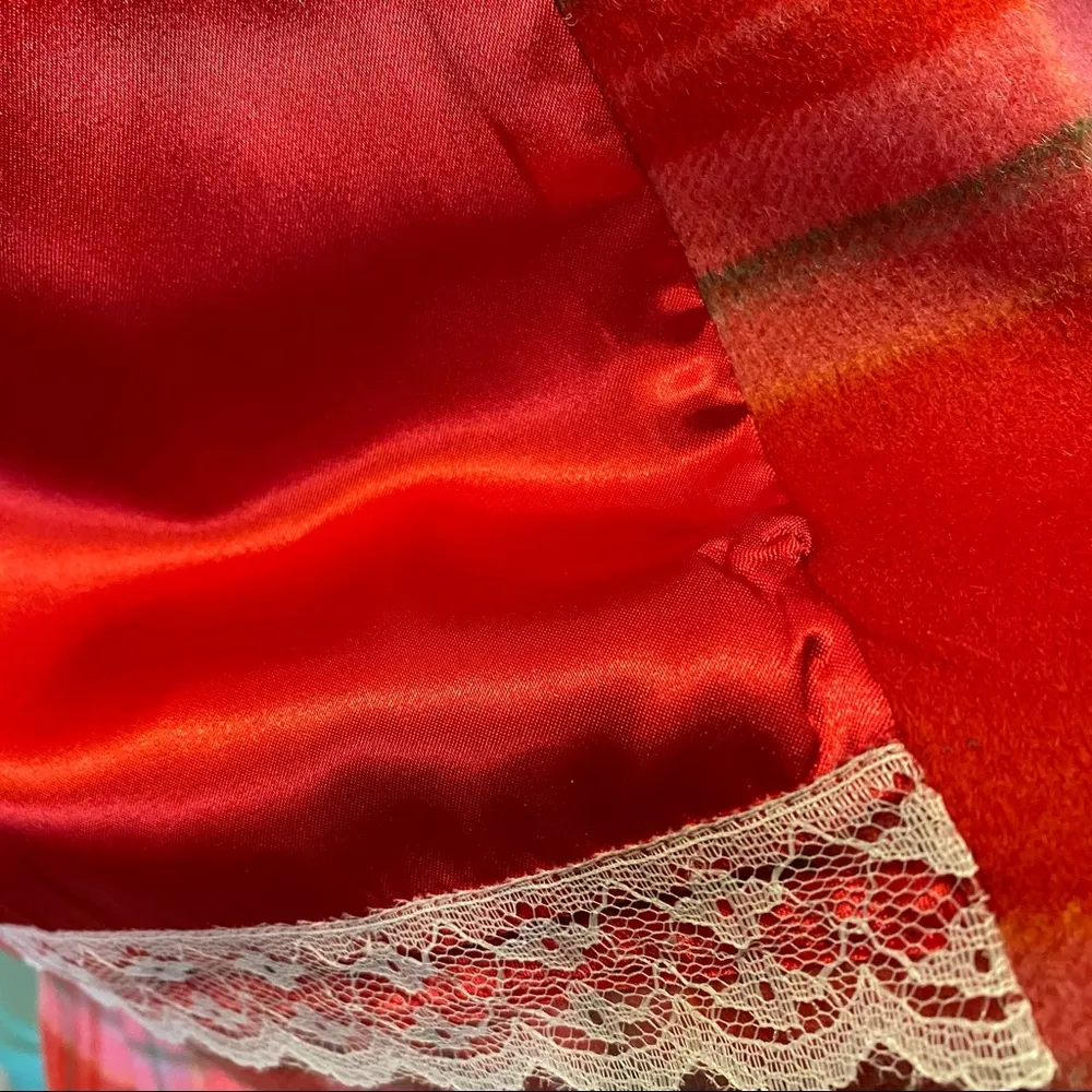 Elliot Lauren Red Pink and Green Plaid Cashmere Wool Blend cropped coat size 8 - Image 8