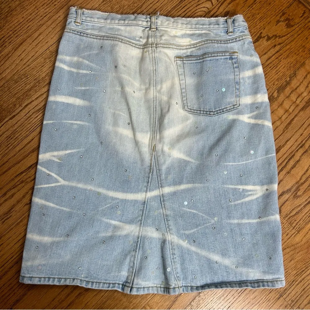 Express Y2k Embellished Bleached Denim Mini Skirt Size 7/8 - Image 8