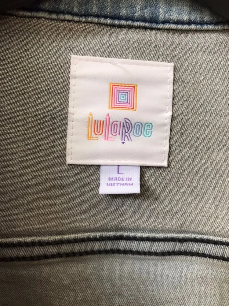 LuLaRoe Two Toned Denim Jacket - Image 4