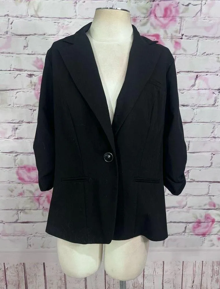 Torrid black single button closure ruched sleeves blazer - Image 2