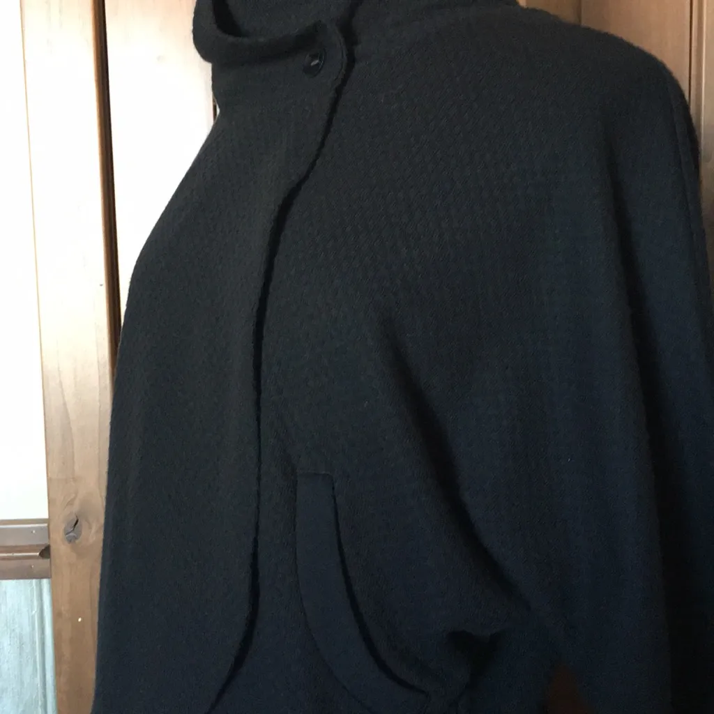 Nike Dri-Fit cropped sweater - Image 2