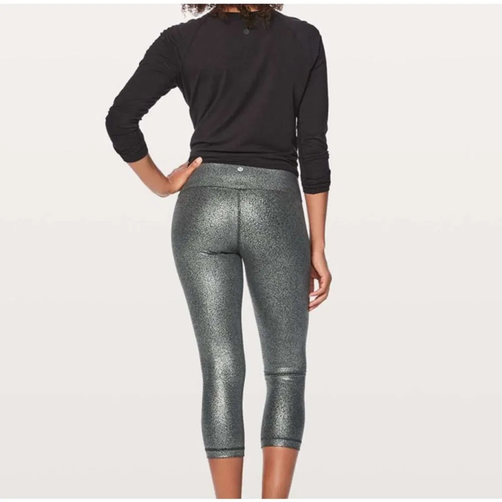 Lululemon Wunder Under Crop Hi-Rise Size 8 Womens 21" Luminosity Foil Print - Image 2