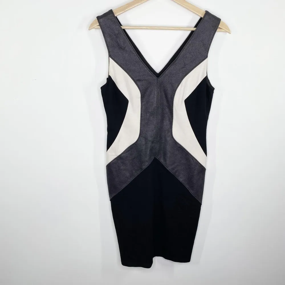 Bailey 44 Candela Black White Grey Textured Bodycon Dress Women's Size Small S - Image 2