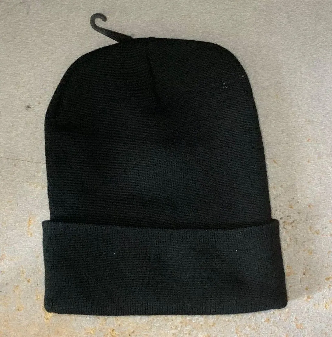 NEW NIKE BLACK BEANIE - Image 2