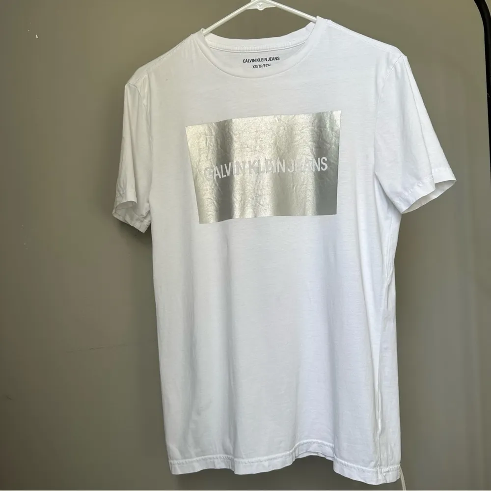 Calvin Klein white T-shirt​ - Image 4