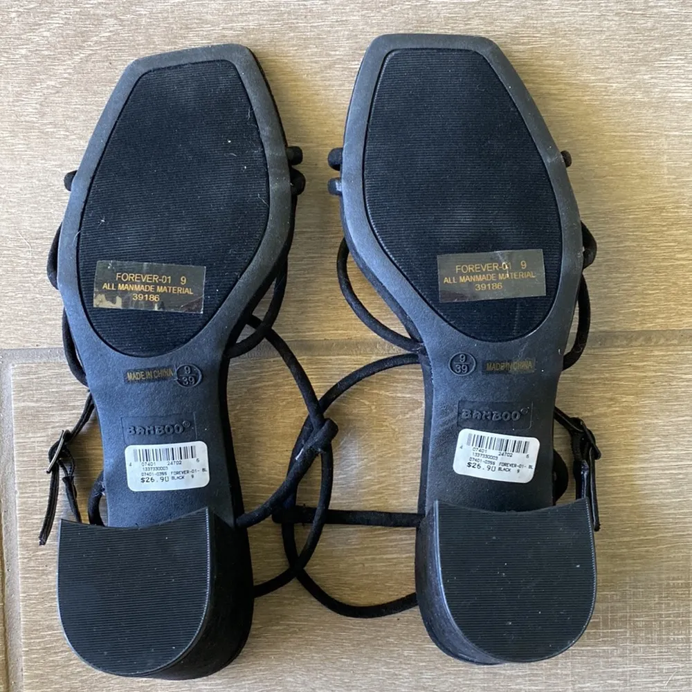 Bamboo Black Square Toe Heels Size: 9 - Image 5