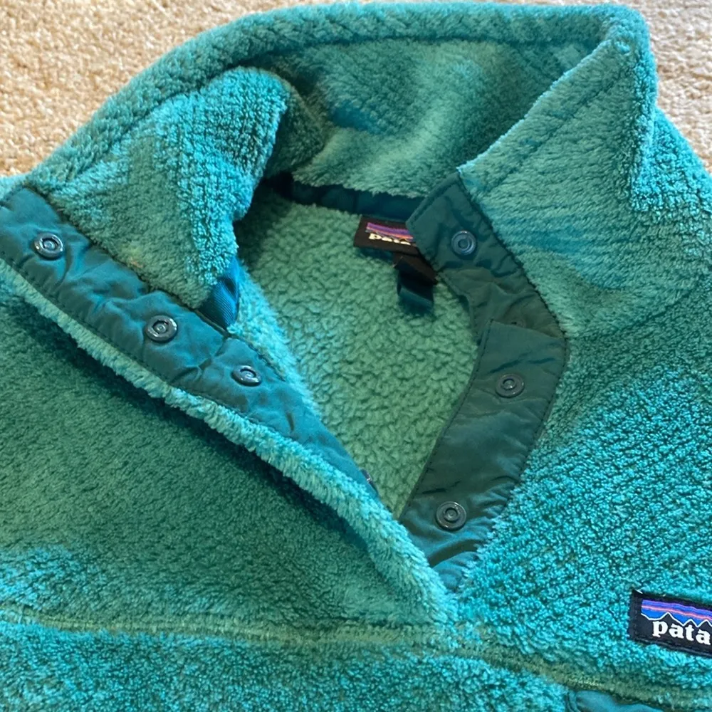 Patagonia Women's Re-Tool Snap-T Fleece Pullover Green SMALL - Image 4