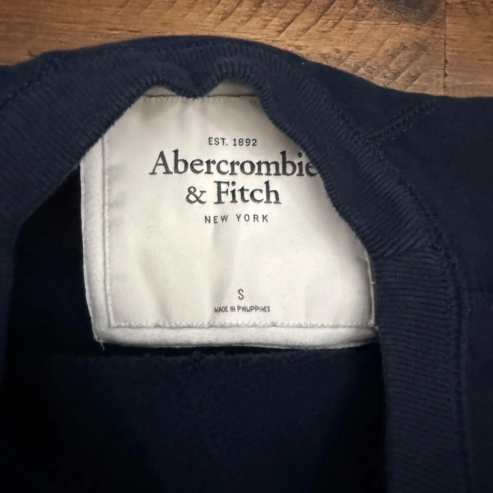 Abercrombie & Fitch Womens Graphic Sweatshirt Navy Blue Bulldog A&F Pullover - Image 3