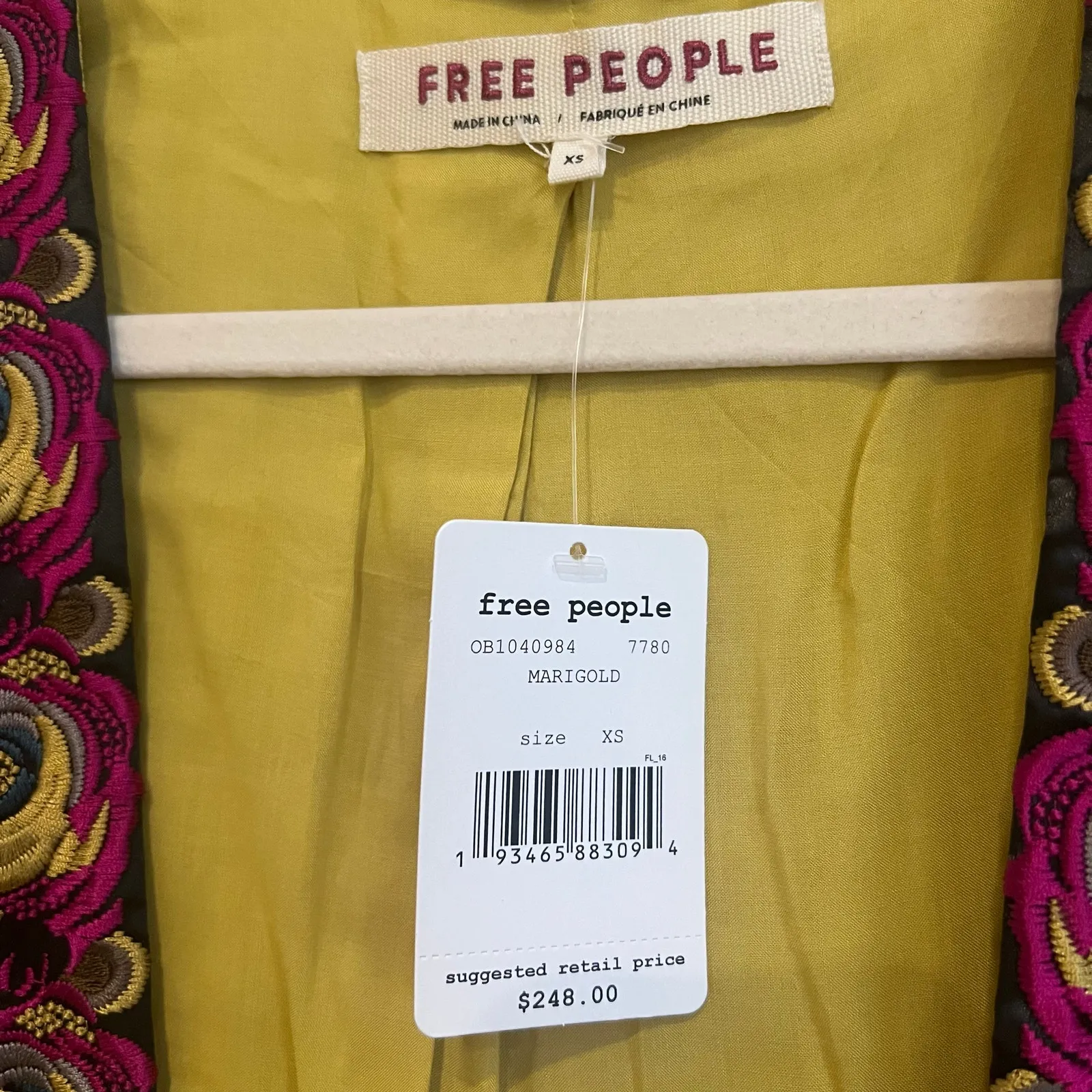 Free People Wanderlust Jacket XS Velvet Renaissance Embroidered Lace Sweater - Image 4