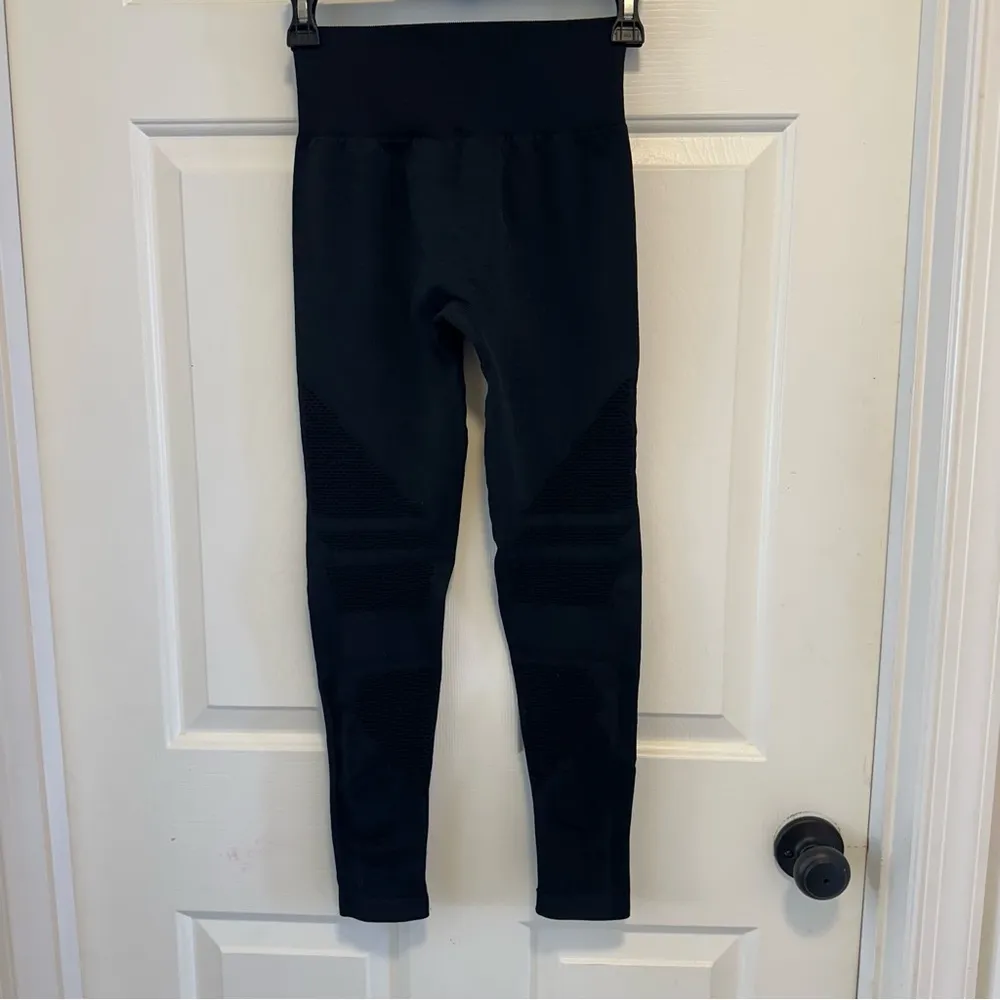 ICIW Leggings Queen Mesh Seamless Black Size Small - Image 4