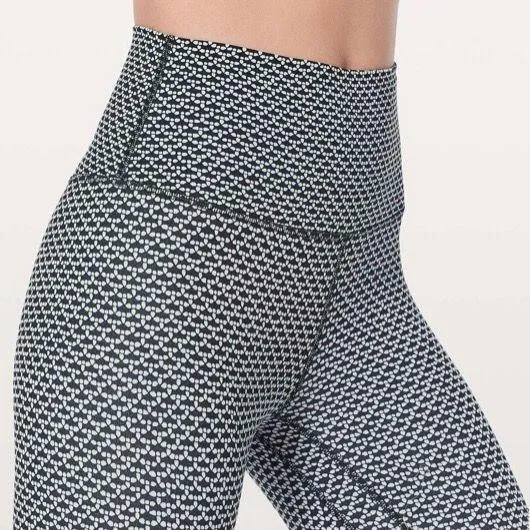 Lululemon Rare  Align 21” Crop Monochromatic Ice Grey Black Crop 4 - Image 3