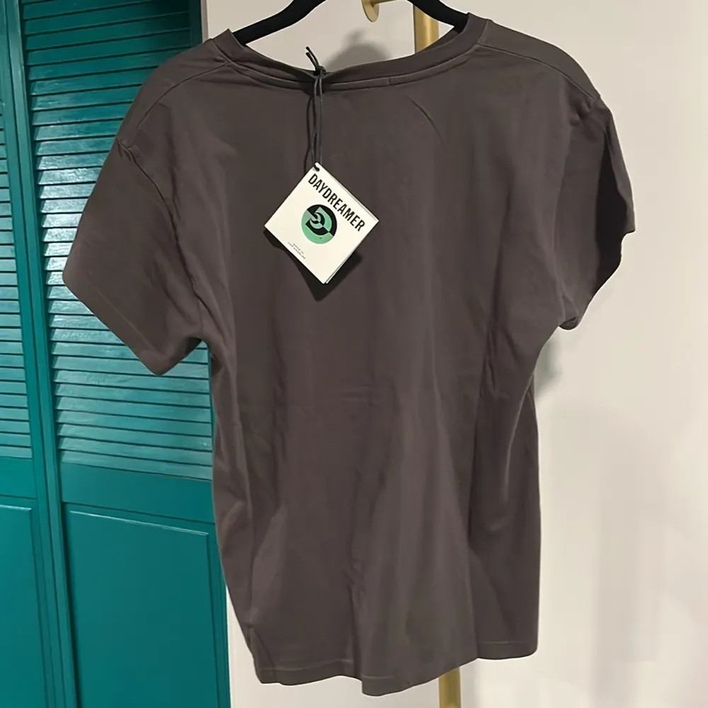 Daydreamer NWT Foreigner in Concert Graphic Tee - S - Image 7