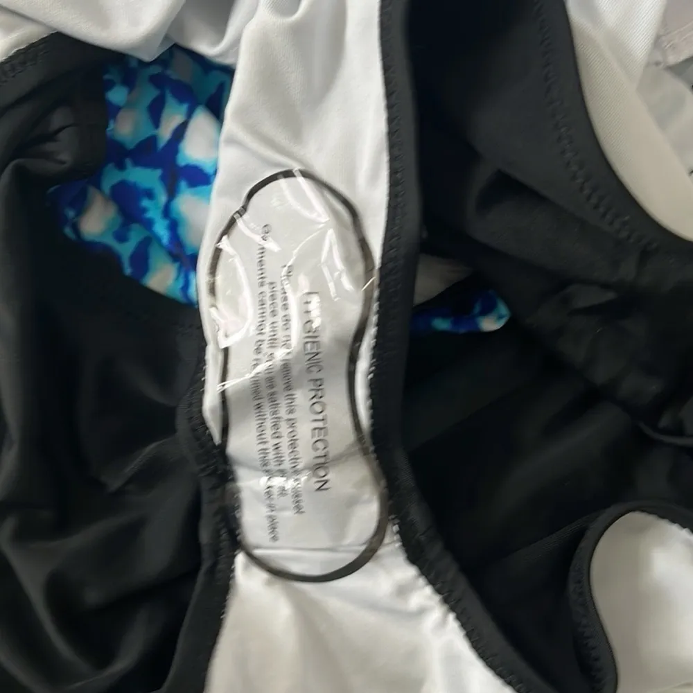 New CUPSHE blue Danube tie dye one piece Swimsuit size Medium - Image 12