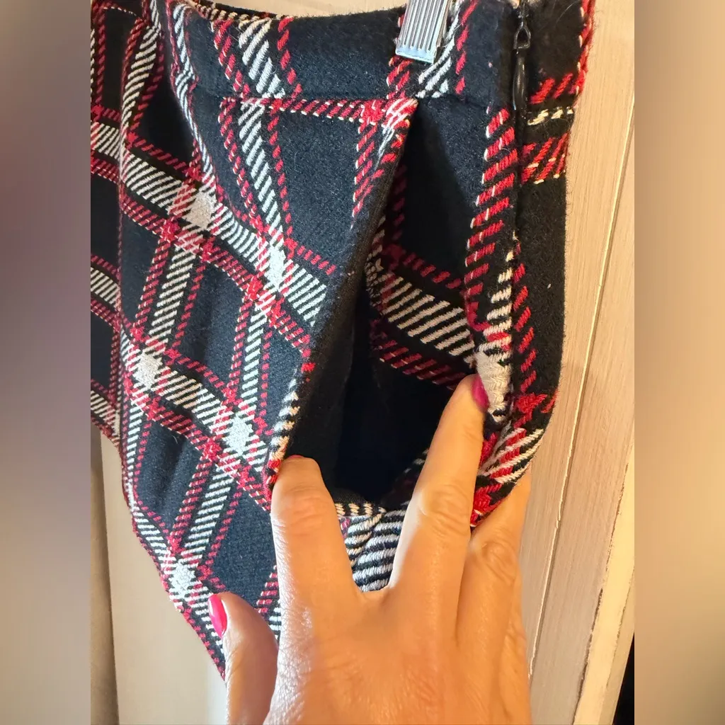 Forever 21 - plaid skort! Size small! - Image 6