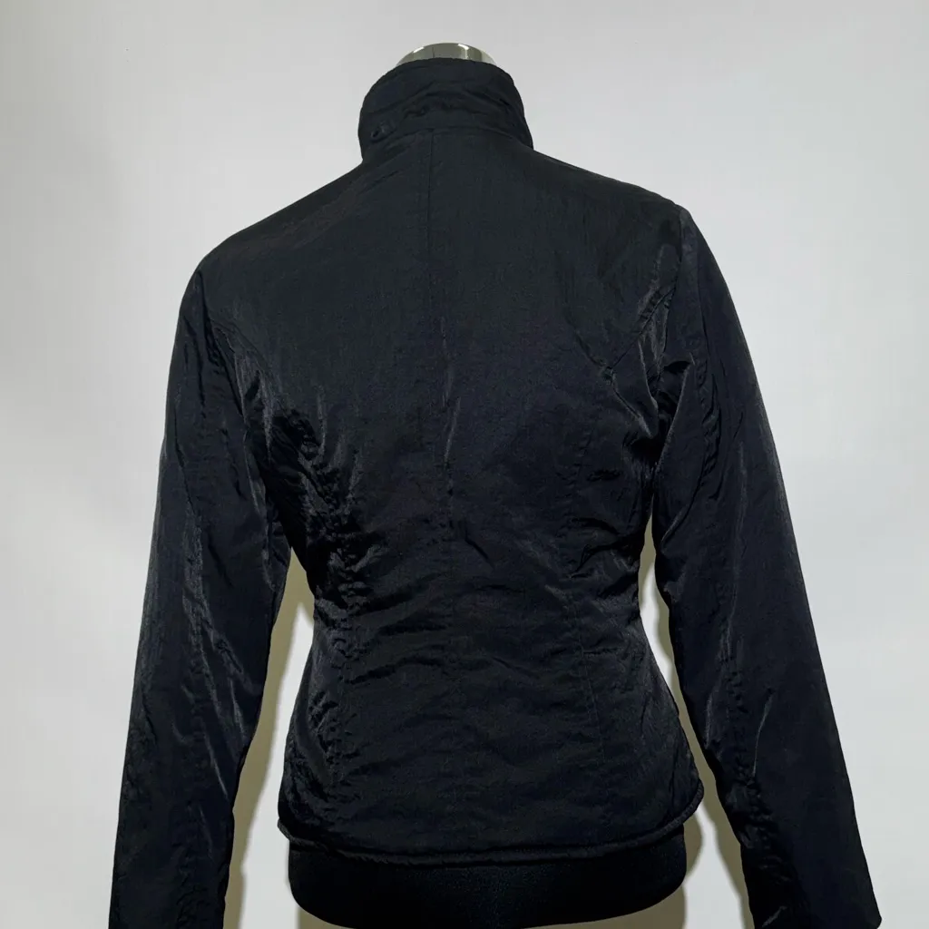 GAP Women's Classic Black Puffer Jacket - Image 2