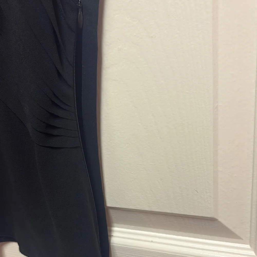 Carlisle Silk Black Sleeveless Top - Image 4