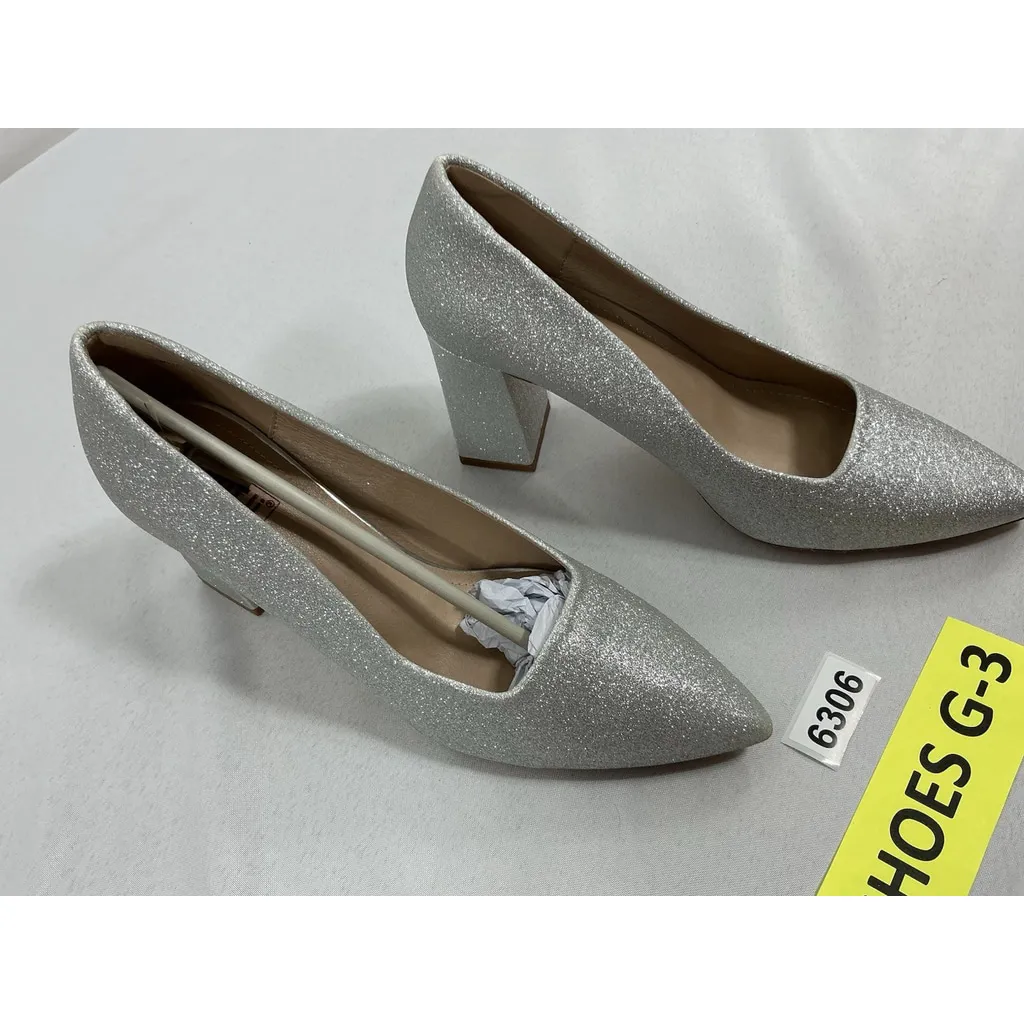 Womans Idifu Slipon Formal Pumps 10 Silver Sparkly Pointed Toe Block Heel NWOT - Image 2