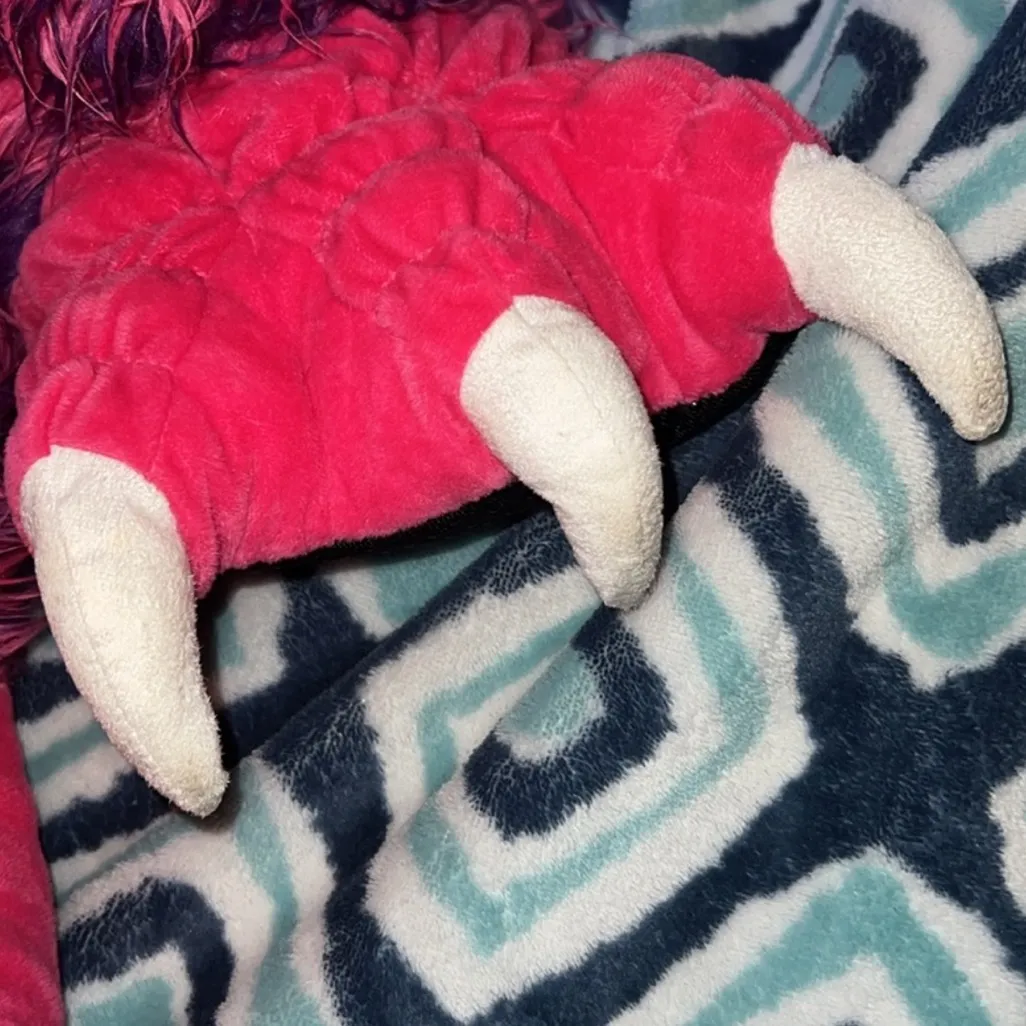 Animal Paw Slippers with Claws for Kids and Adults Pink Size 8 - Image 3