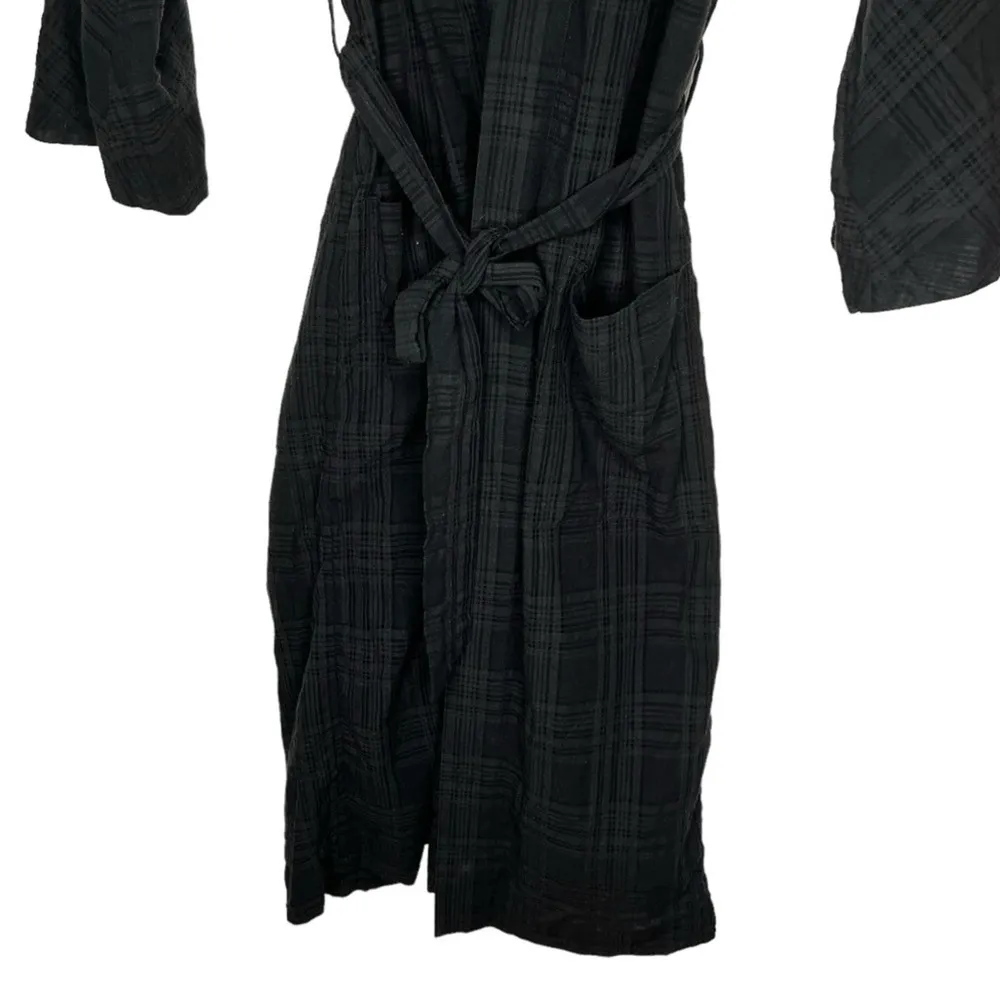Wilfred Black Robe‎ - Image 3