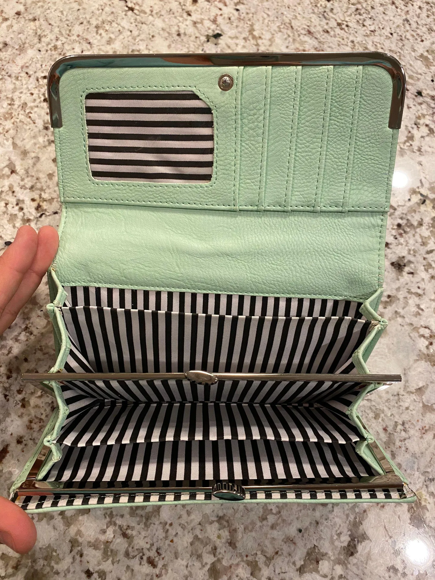 Wallet Clutch 🍀🍀🍀🍀 - Image 3