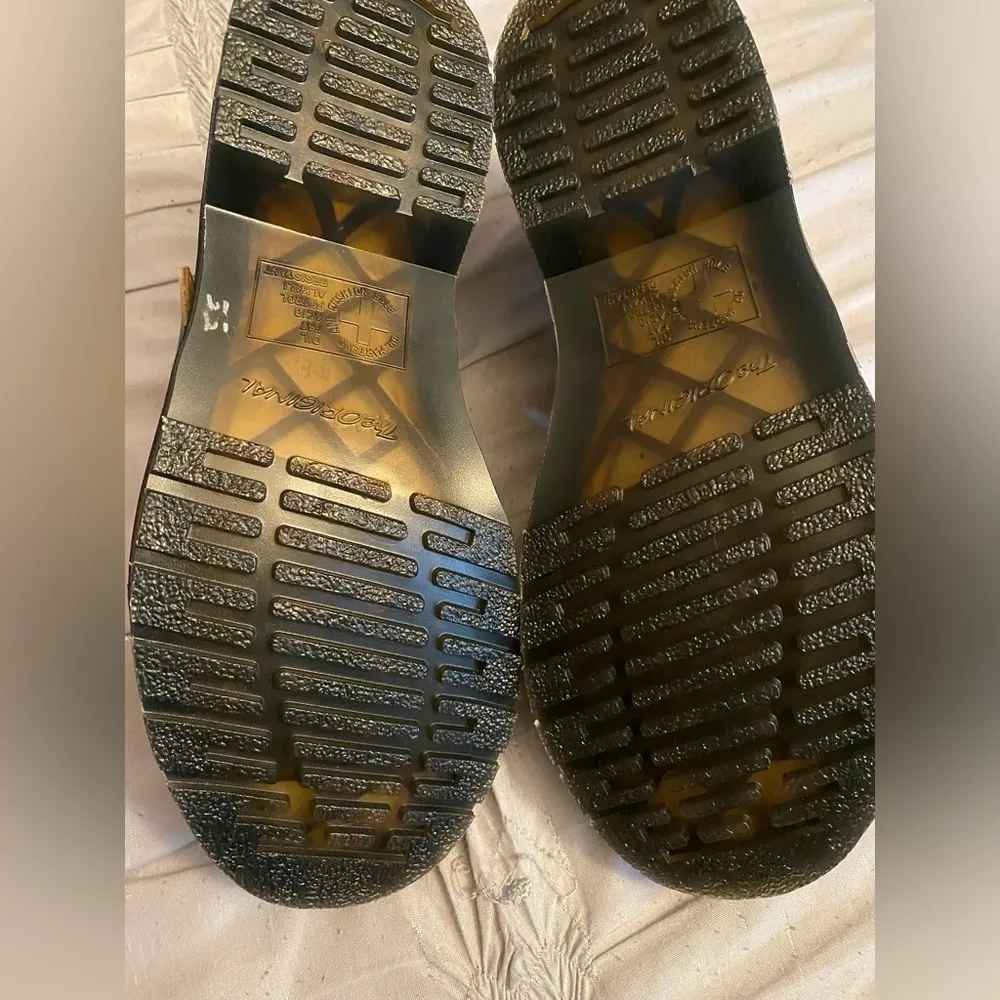 NWOT Dr. Martens 8065 Floral Mash Up Leather Mary Jane 'Parchment Beige Size 5 - Image 11