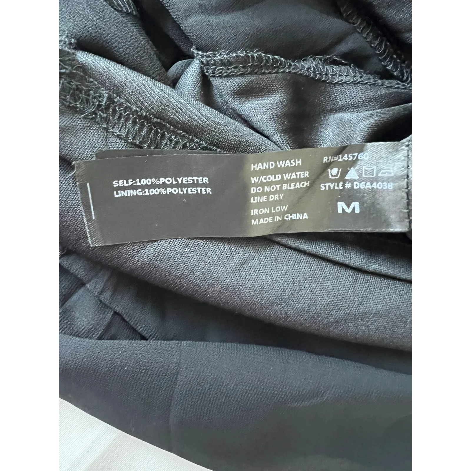 Amellia dress women’s size medium black flowy adjustable strap with pockets - Image 10